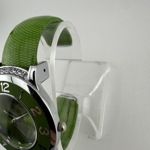 Geneva Watch Womens 37mm Green Dial 6" Cuff Bracelet Style Rhinestone New Batt - Picture 9 of 11