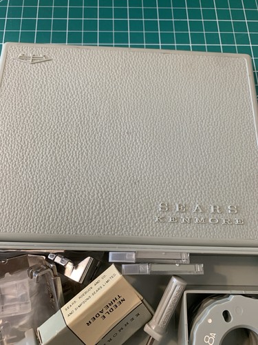 Sears Kenmore Buttonholer Cams Set Vintage Model 16 Sewing Machine Storage Case - Picture 2 of 18