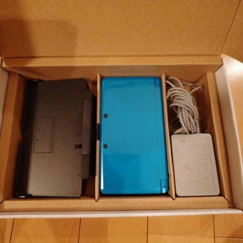 3DS/2DS/DS Nintendo 3Ds Haupteinheit Hellblau Japan - Bild 2 von 4
