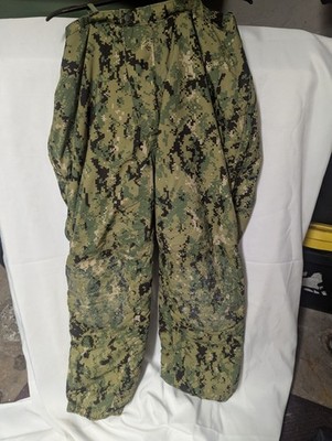 Halys SEKRI AOR2 PCU Level 7 Cold Weather Pants Medium L7 NSW Devgru SEAL