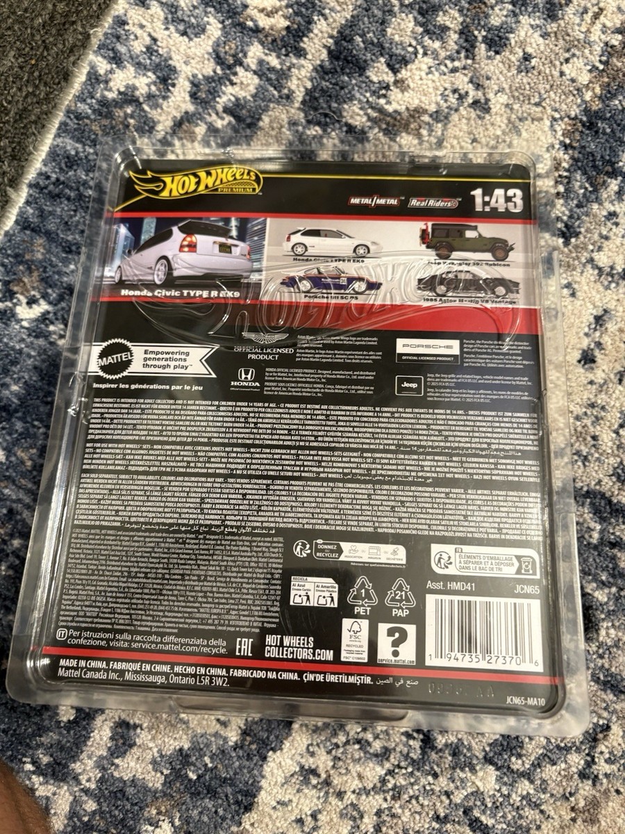 Hot Wheels 2025 Premium 1:43 Honda Civic TYPE R EK9 White #23