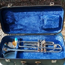 trumpet musical instrument with case