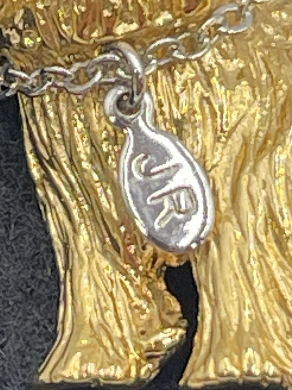 Picture 5 of 6