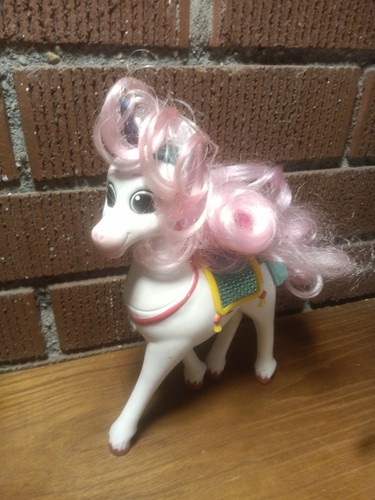 Nella The Princess Knight Horse Style Me Trinket. 4.2” - Picture 2 of 4