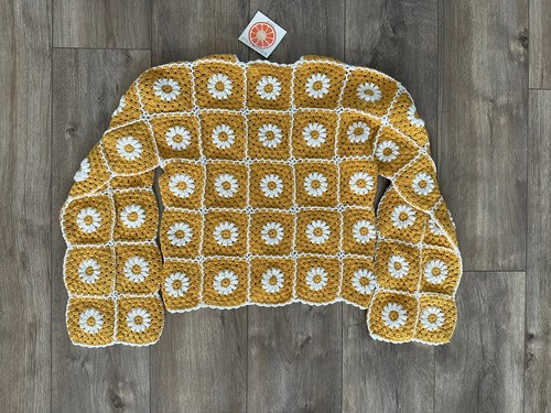 Wild Orange Tree LAZY DAISY CARDIGAN IN GELB Größe Small - Bild 2 von 4