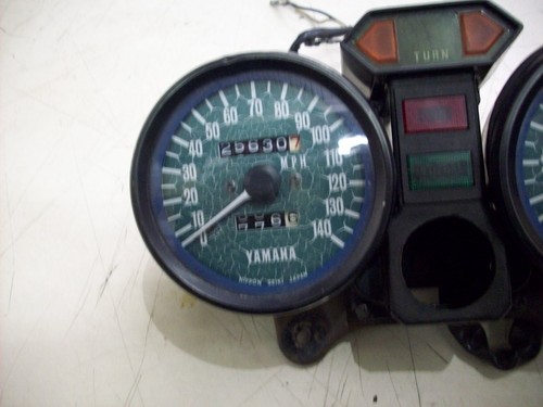 1976 YAMAHA XS500C INSTRUMENT CLUSTER GUAGE OEM - Picture 2 of 10