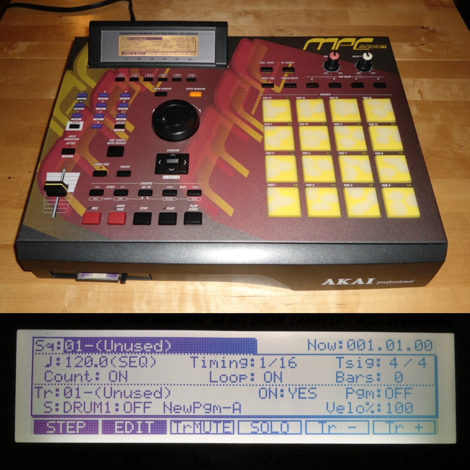 Akai MPC 2000XL SE1 w CF Drive 1GB Card 32MB RAM RARE & FULLY SERVICED Akai MPC 2000XL SE1 w CF Drive 1GB Card 32MB RAM RARE & FULLY SERVICED