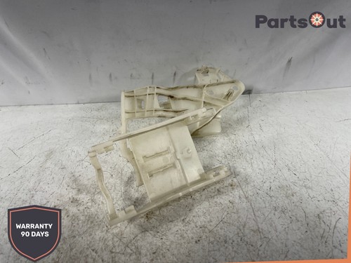 2011 - 2014 Volkswagen TOUAREG Front LEFT DOOR Retaining Bracket 7P0837867A OEM - 第 2/9 張圖片