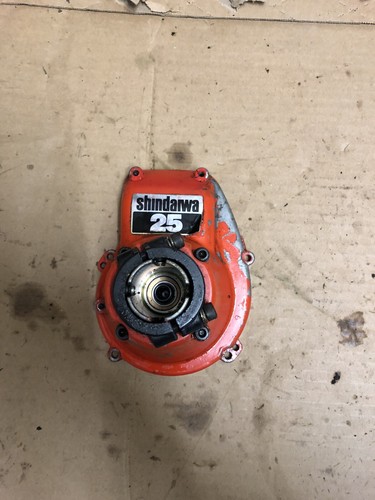 Shindaiwa 25 petrol strimmer Clutch drum housing assembly - Picture 2 of 2
