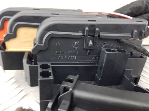 AUDI Q7 SCATOLA FUSIBILI 4L0971845 2006 4L MK1 - Foto 3 di 16