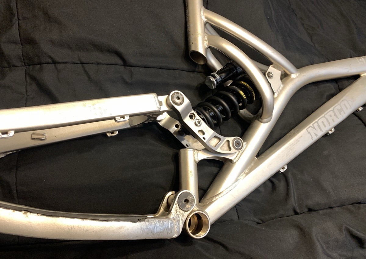 Norco SIX SE Full Suspension DH FR Enduro MTB Frame size Med