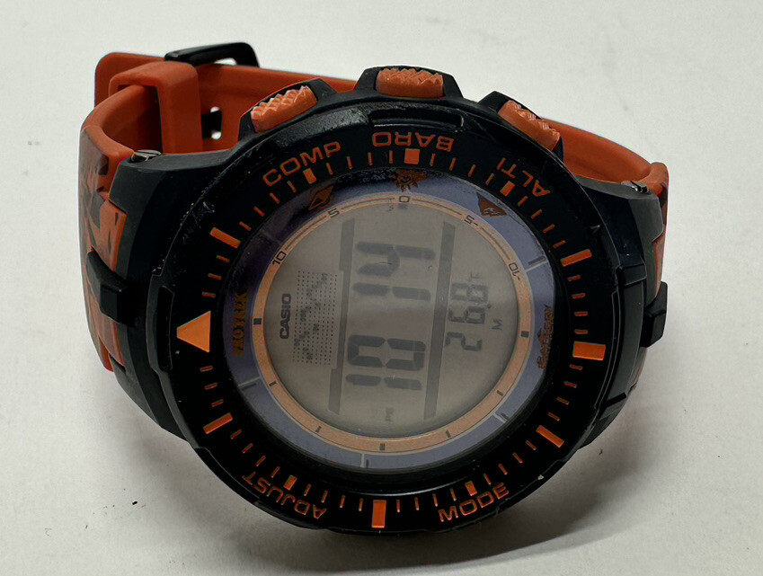 Casio pro trek manro edition-