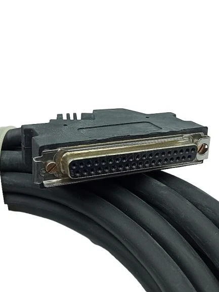 Cabo Macho/Fêmea Madison 323A5750P20 300v 80°C 19 ft (6 m) Foto 2 de 4