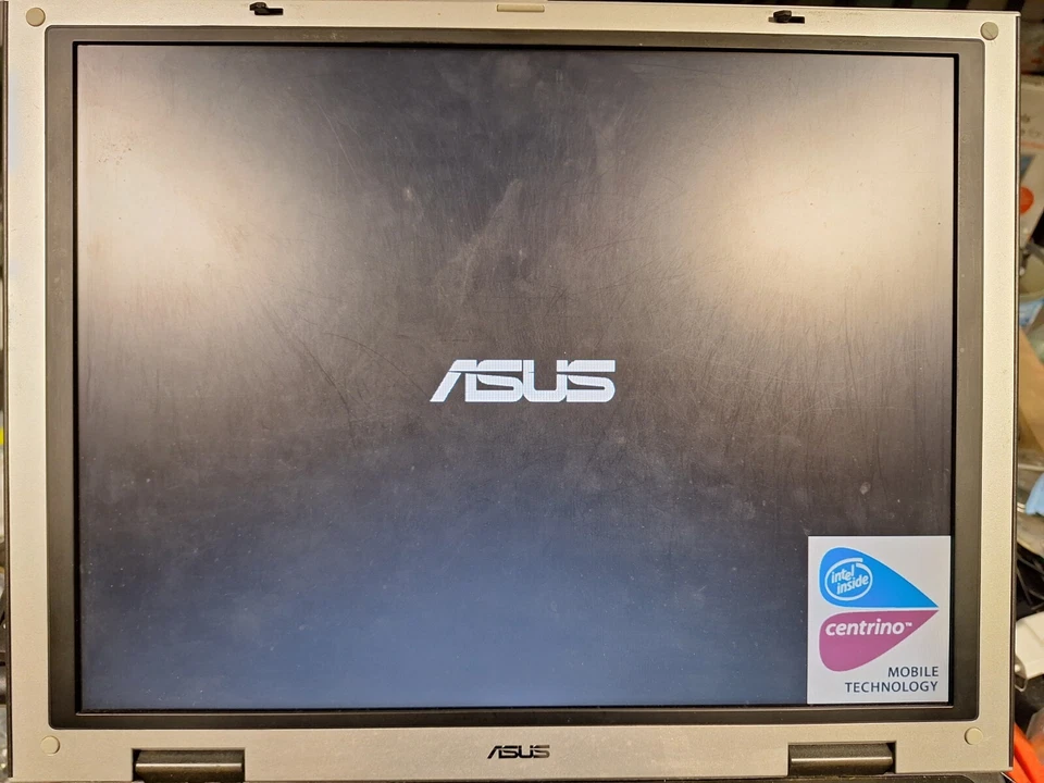 pc portatile vintage asus m6000 pentium m 1.7 senza disco NO GARANZIA LEGGI BENE - Immagine 3 di 4