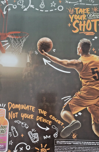 Athlon Sports-CAITLIN CLARK-Indiana 22- AMERICAN ICON Rookie-2024-Brand New! - Picture 4 of 4