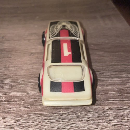 Pontiac Firebird Glow In The Dark Night Bird Matchbox 1:64 Vintage Diecast Good  - Bild 5 von 5