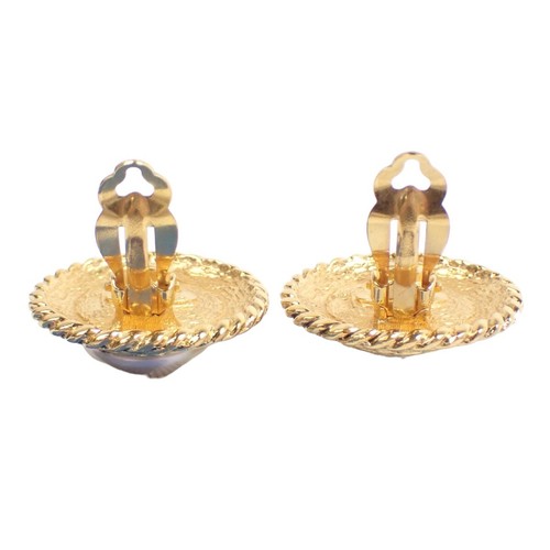 Boucle doreille le plus cher CHANEL gravée plaqué or bijoux mode or femme