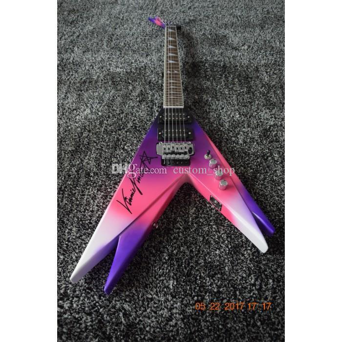 Double flying v outlet