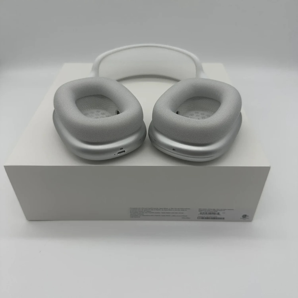 Apple AirPods Max Wireless Over-Ear Headset - Silver for Apple AirPods Max Wireless Over-Ear Headset - Silver for