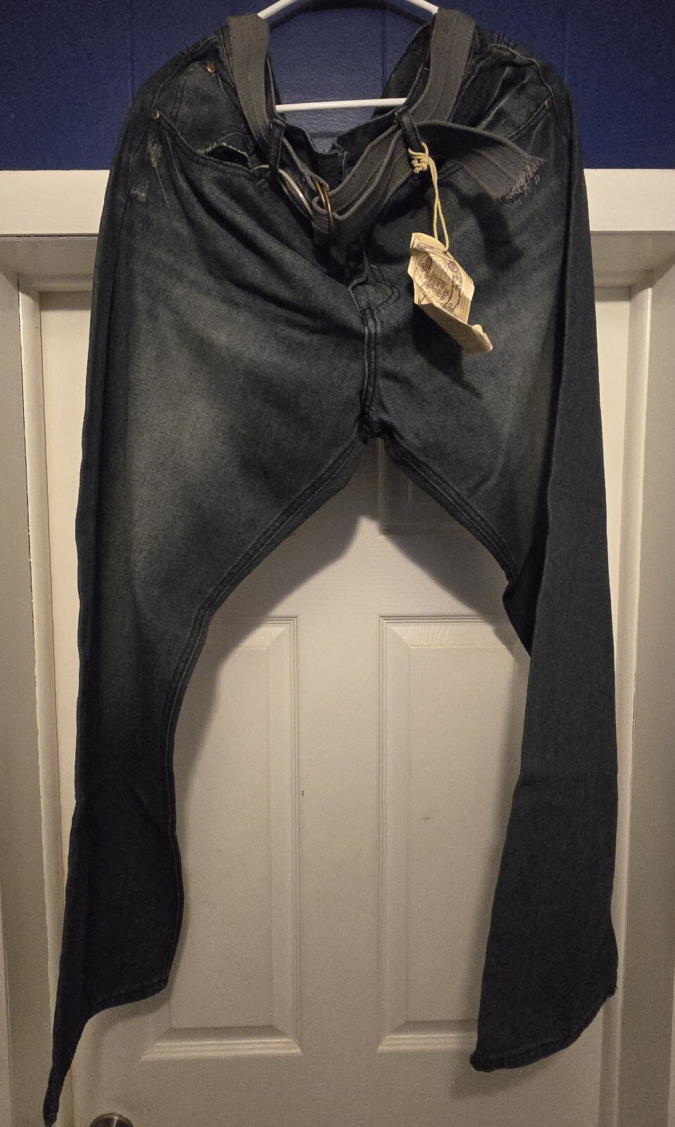 Picture 4 of 6