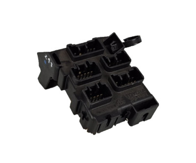 Toyota Avensis T25 2004 Fuse Box Relay Module 82734-05030 OEM