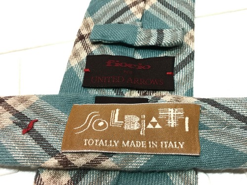 Authentic Vintage FIORIO Skinny Design On Light Blue 100% Linen Necktie Tie - Picture 7 of 12