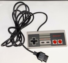 Nintendo NES Controller Model NES-004 Official. Untested. 