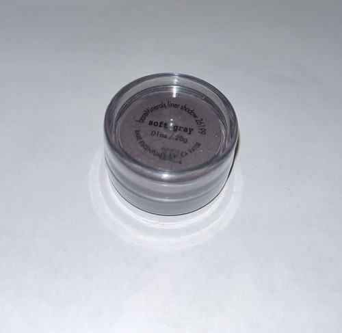I.D. bareMinerals Liner Shadow SOFT GRAY loose powder  .01 oz/28 g Sealed RARE - Picture 1 of 2
