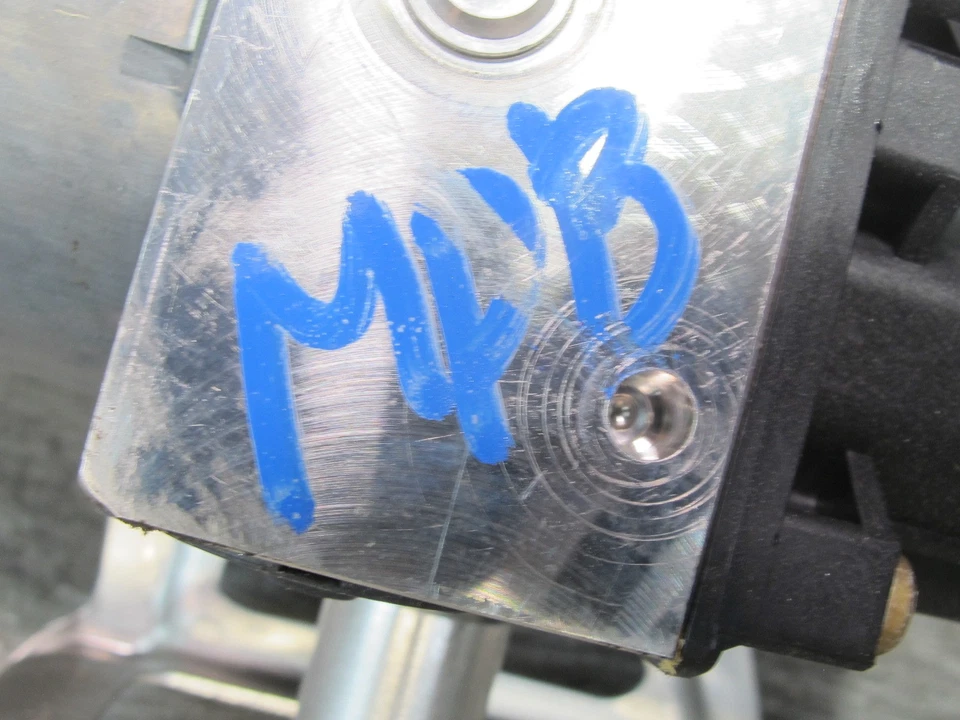 2002 PORSCHE BOXSTER 986 ABS ANTI LOCK BRAKE PUMP ACTUATOR CONTROL MODULE - Image 2 of 4