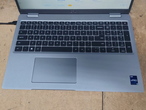Dell Precision 3570 15,6” i7-1255U 16 GB RAM 1 TB SSD sin sistema operativo - Imagen 2 de 5