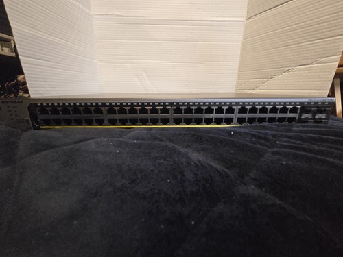 Netgear ProSafe GS752TPv2 48-Port Gigabit Ethernet PoE+ 4x SFP Port