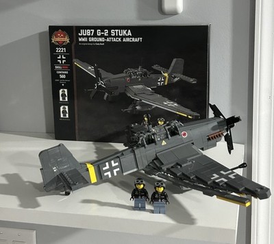 Brickmania G-2 Stuka Ground Attack Aircraft 2221