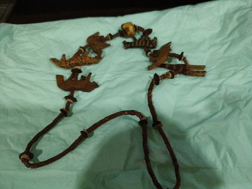 Long Wooden Hand Carved African Animal Beaded Necklace 30” Long - Bild 6 von 6