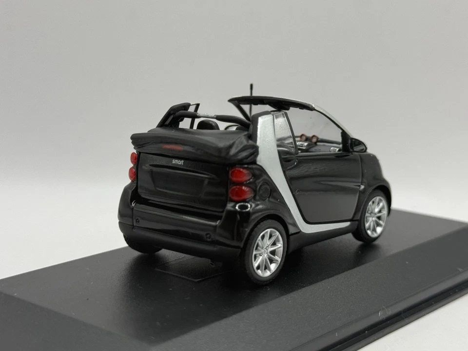 Smart Fortwo Cabriolet 2007 1/43 Minichamps - Photo 2/3