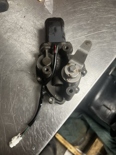 SUZUKI DF300 OUTBOARD 38890-98J00 SHIFT ACTUATOR ASSEMBLY BIN0154 2006+ X - Picture 4 of 5