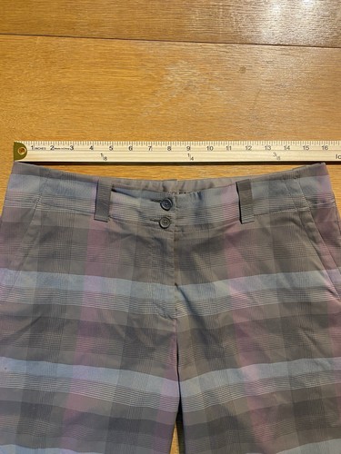 Nike Dri-Fit Tour Performance Women's Pink Gray Plaid Golf Shorts Sz 10 Stretch - Picture 5 of 14