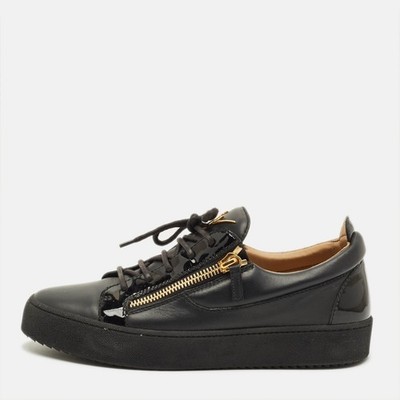 Giuseppe Zanotti Frankie Size 43.5 Black Patent and Leather Low
