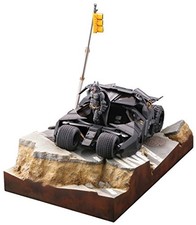 LegacyOFRevoltech Batmobile Figure Tumbler in GOTHAM CITY Batman The Dark Knight