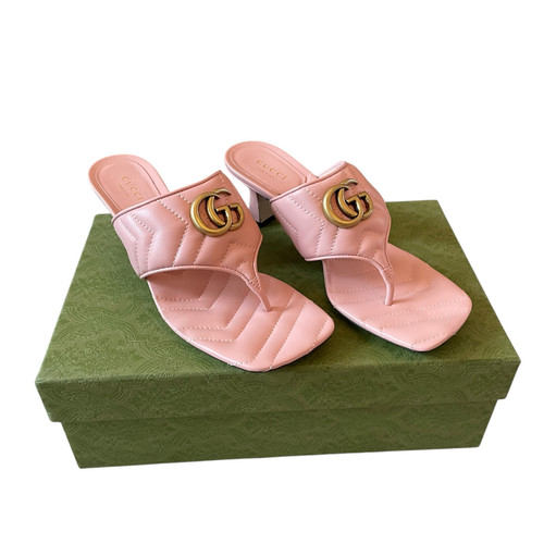 Gucci GG Marmont gesteppte rosa Leder Zehenstegsandalen Damen Gr. 37 / US 7 NEU - Bild 1 von 23