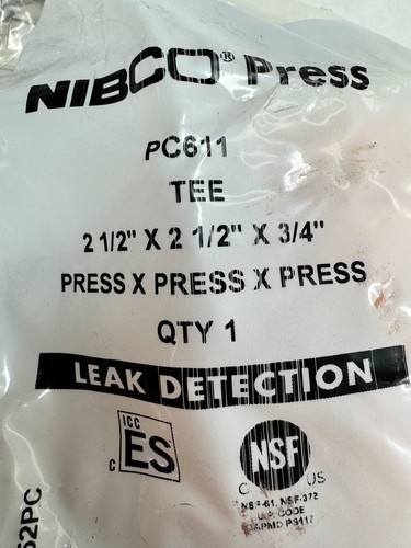 NIBCO PC611 PN: 9104852PC 2-1/2" x 2-1/2" x 3/4" PxPxP Copper Tee Press Fitting - Picture 3 of 8