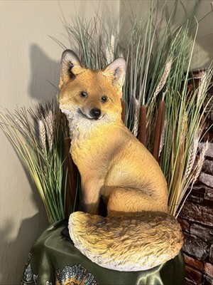 Fox Statue Medium Realistic Sculpture Patio Home Garden Expressive Eyes Tail