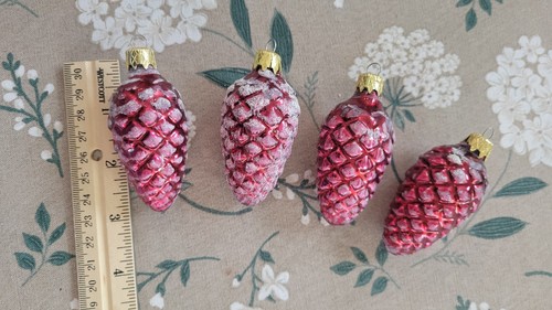 Vintage Tannenzapfen Ornamente 4er Set Cranberry Glitzer Weihnachten - Bild 2 von 4