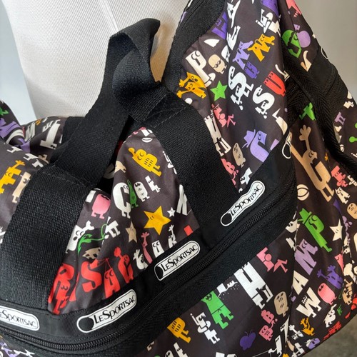 LeSportsac Nylon Weekender Tasche Funky Alphabet Charakter Print Schwarz Mehrfarbig - Bild 2 von 14