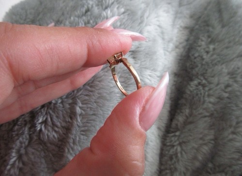 10K Gold Peridot Ring - Picture 4 of 4