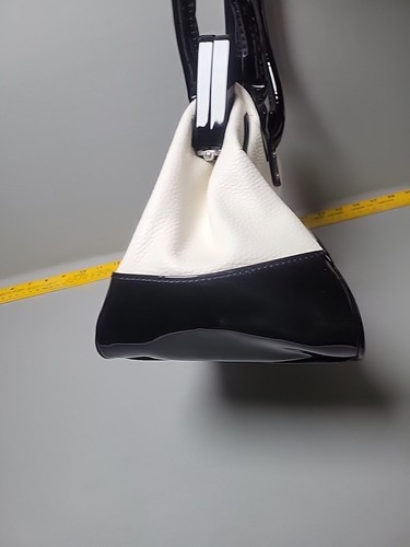 Lulu Guinness black &white , leather shoulder bag purse. Used. - Picture 5 of 20