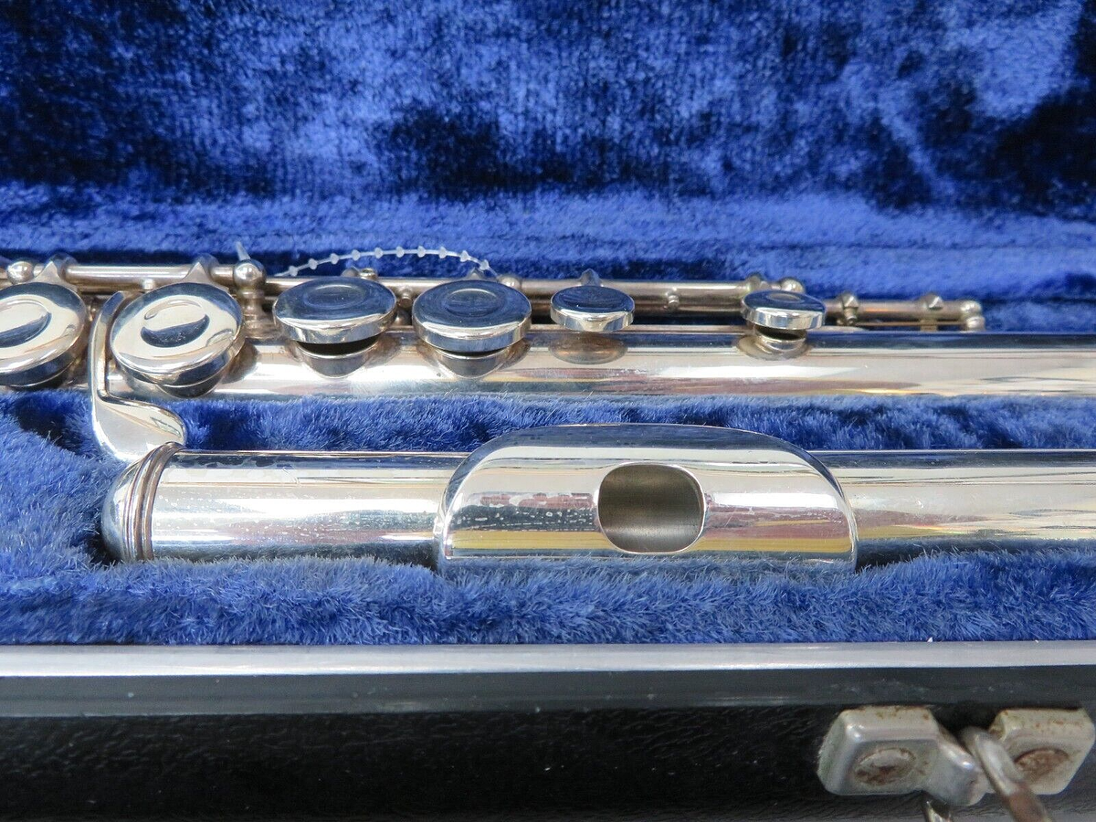 Vintage W.T. Armstrong Flute Model 104 with Hard Case