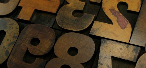 Vintage large letterpress wood type numbers 0-9 and $. Beautiful patina! - Picture 6 of 6