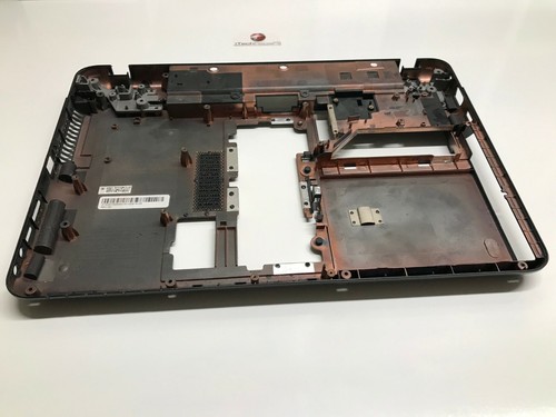 L645D-S4056 Bottom Case ZYE3CTE2BA0170100818-05 Used Good Condition - Picture 4 of 4