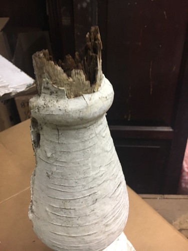 2 Salvaged turned Victorian baluster chippy paint 16.5" h x 4.5/5.5" sq *AS IS* - Picture 5 of 11