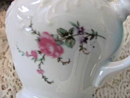 Wawel Made In Poland Creamer White With Pink Roses - Picture 1 of 12